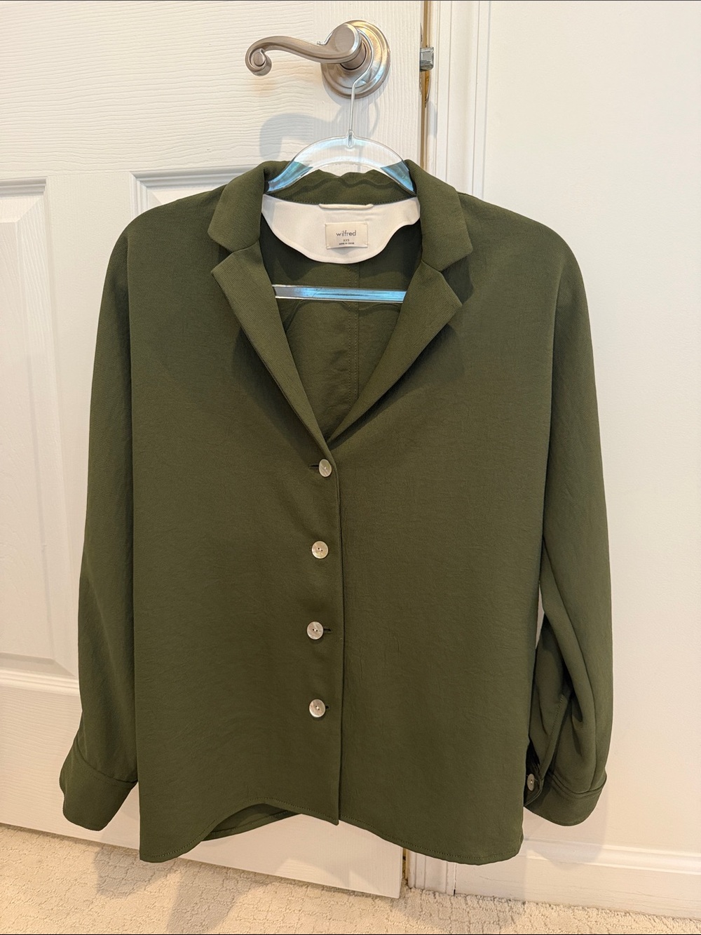 Never worn- Aritzia Wilfred Olive Green Button-Front Collared Shirt